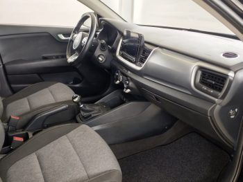 Kia Stonic 1.2 Dynamic completo