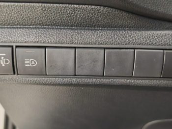Toyota Corolla Sedan 1.5 VVT-i Comfort completo