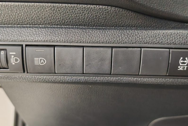 Toyota Corolla Sedan 1.5 VVT-i Comfort completo