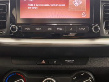 Kia Stonic 1.2 Dynamic completo