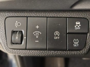 Kia Stonic 1.2 Dynamic completo