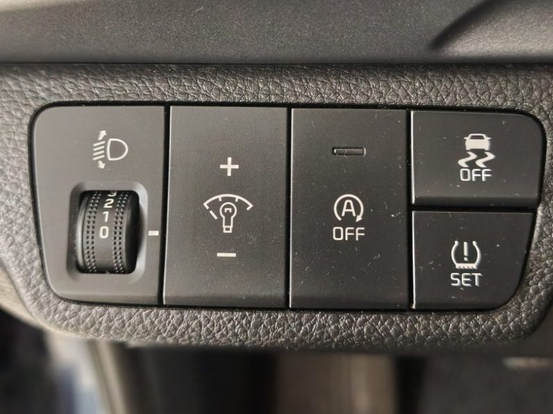 Kia Stonic 1.2 Dynamic completo