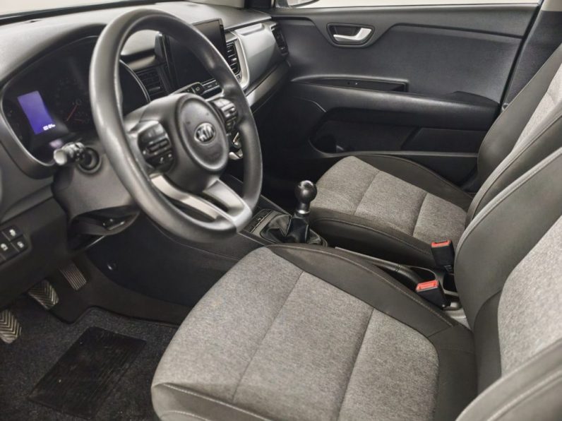 Kia Stonic 1.2 Dynamic completo