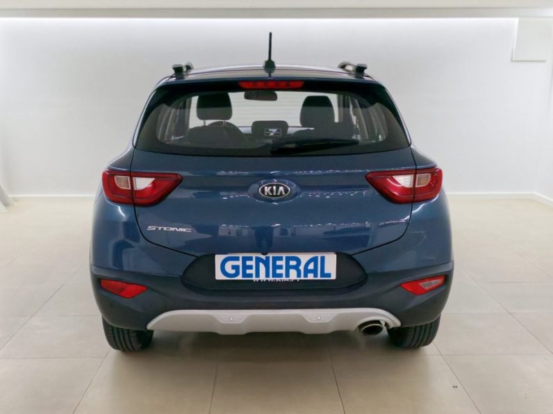 Kia Stonic 1.2 Dynamic completo