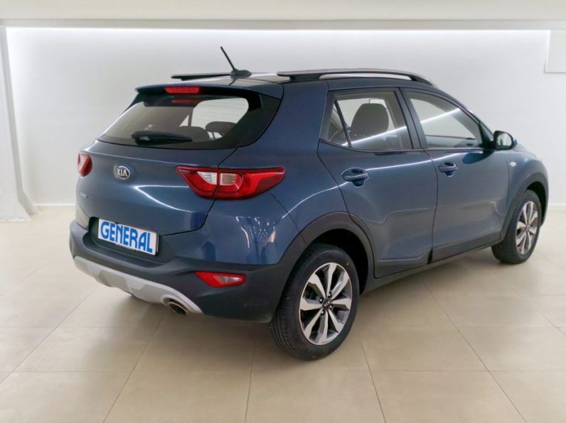 Kia Stonic 1.2 Dynamic completo