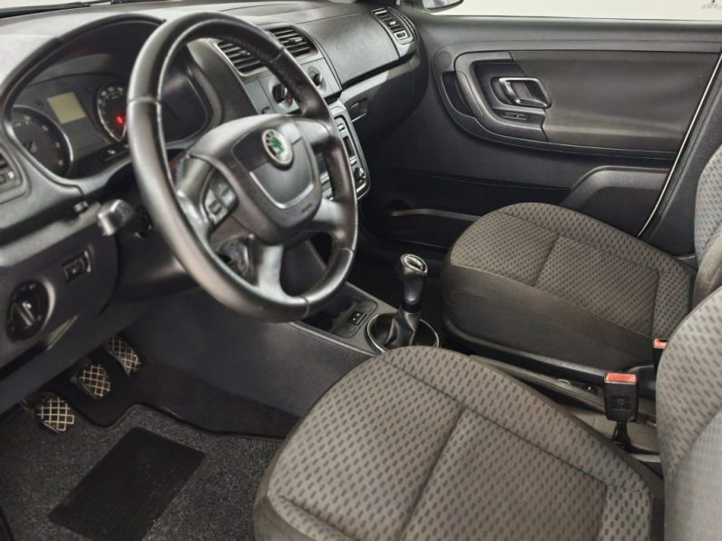 Skoda Fabia Break 1.2 Ambiente completo