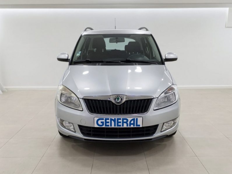 Skoda Fabia Break 1.2 Ambiente completo