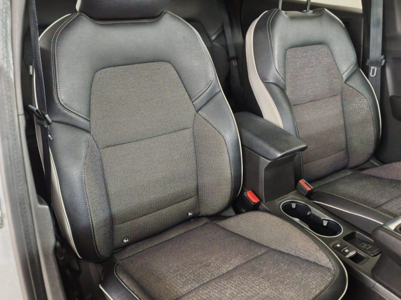 Renault Captur 1.0 TCe Intens completo