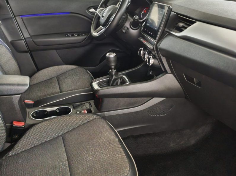 Renault Captur 1.0 TCe Intens completo