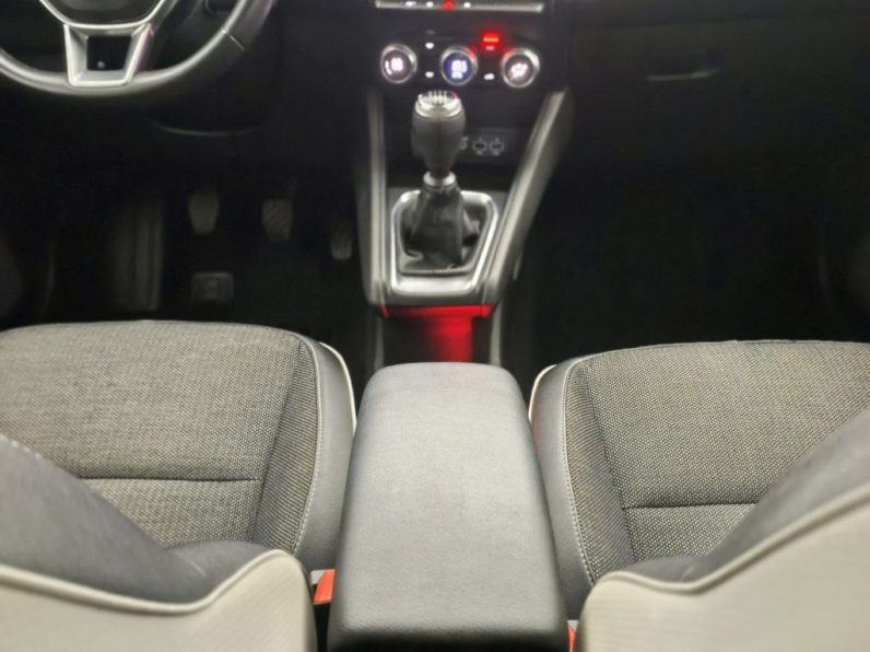 Renault Captur 1.0 TCe Intens completo