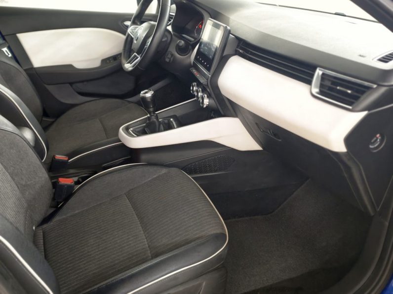 Renault Clio 1.0 TCe Techno completo