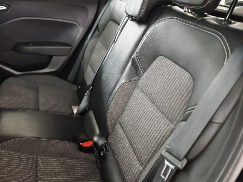 Renault Clio 1.0 TCe Techno completo