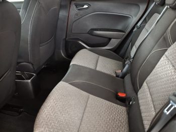 Renault Clio 1.0 TCe Evolution completo