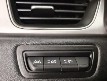 Renault Captur 1.0 TCe Intens completo