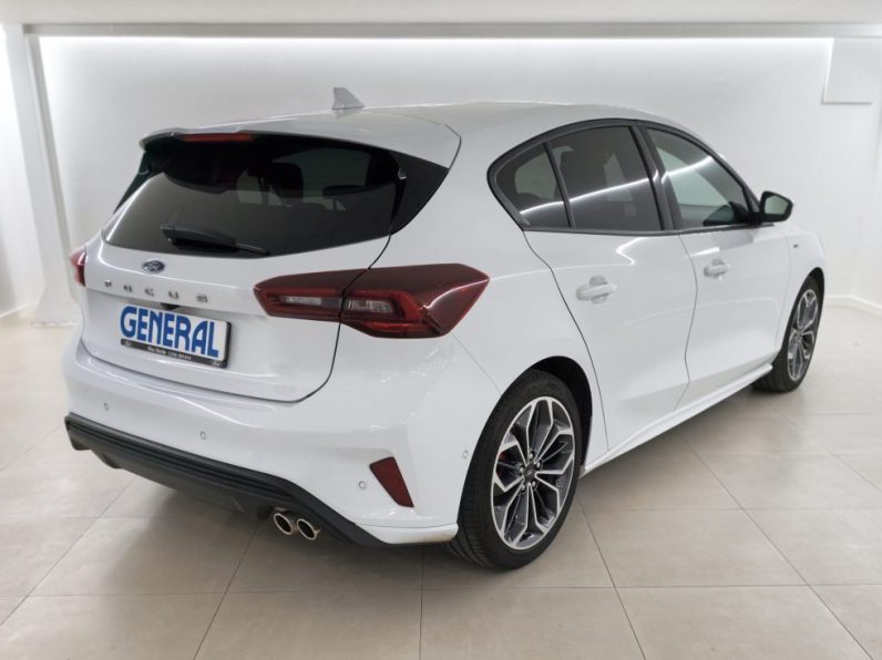 Ford Focus 1.0 EcoBoost MHEV ST-Line X Aut. completo