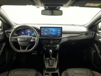 Ford Focus 1.0 EcoBoost MHEV ST-Line X Aut. completo