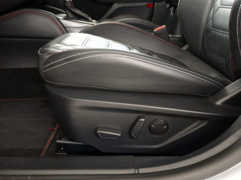 Ford Focus 1.0 EcoBoost MHEV ST-Line X Aut. completo