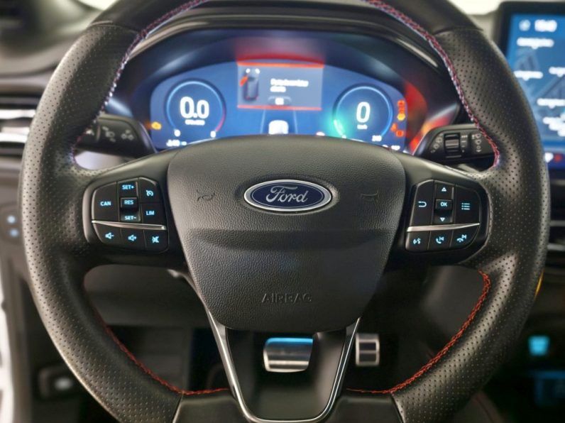 Ford Focus 1.0 EcoBoost MHEV ST-Line X Aut. completo