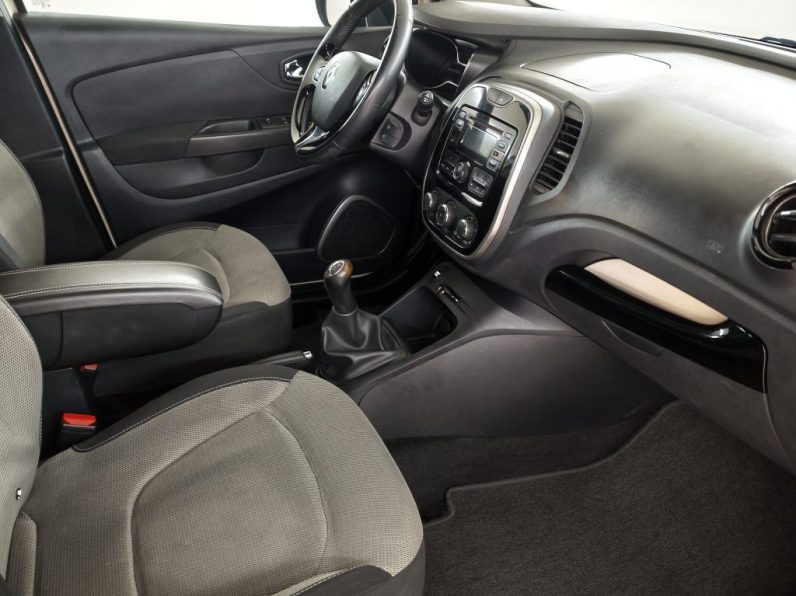 Renault Captur 0.9 TCE Zen completo