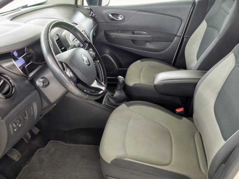 Renault Captur 0.9 TCE Zen completo