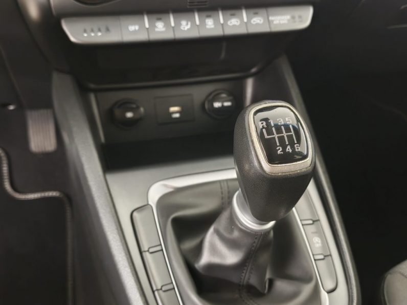 Hyundai Kauai 1.0 T-GDi Premium completo