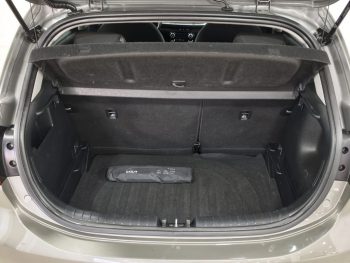 Kia Rio 1.0 T-GDi Urban completo