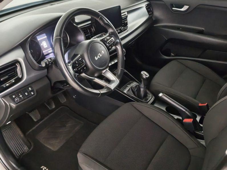 Kia Rio 1.0 T-GDi Urban completo