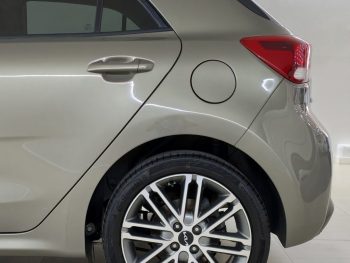 Kia Rio 1.0 T-GDi Urban completo
