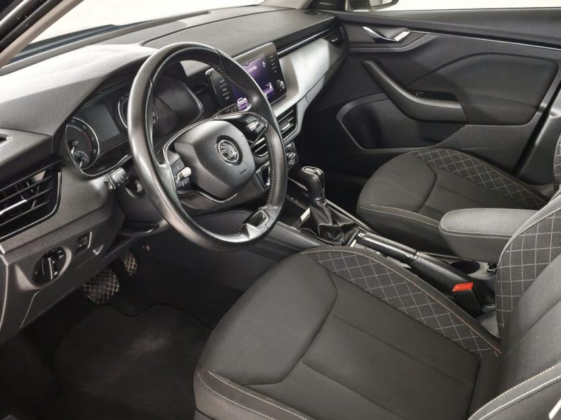 Skoda Kamiq 1.0 TSI Ambition DSG completo