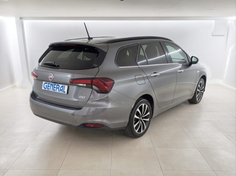 Fiat Tipo Station Wagon 1.3 M-Jet Lounge J17 completo
