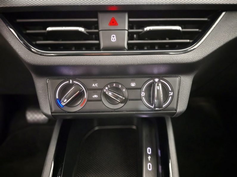 Skoda Kamiq 1.0 TSI Ambition DSG completo
