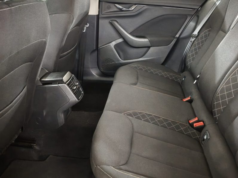 Skoda Kamiq 1.0 TSI Ambition DSG completo