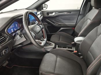 Ford Focus 1.0 EcoBoost MHEV ST-Line Aut. completo