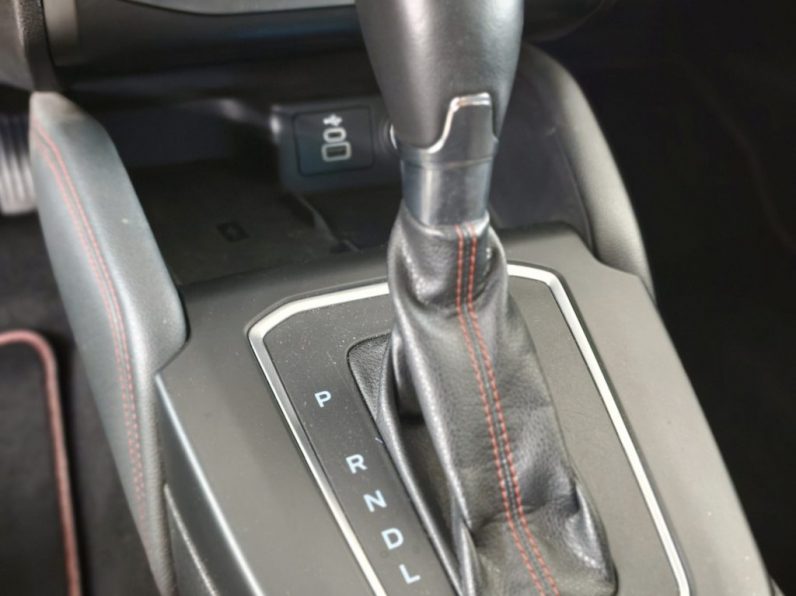 Ford Focus 1.0 EcoBoost MHEV ST-Line Aut. completo