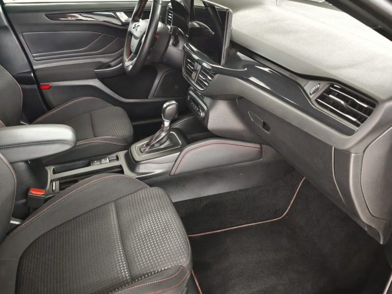 Ford Focus 1.0 EcoBoost MHEV ST-Line Aut. completo