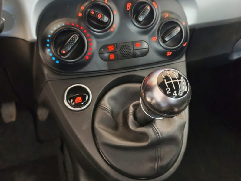 Fiat 500 1.0 Hybrid Connect completo