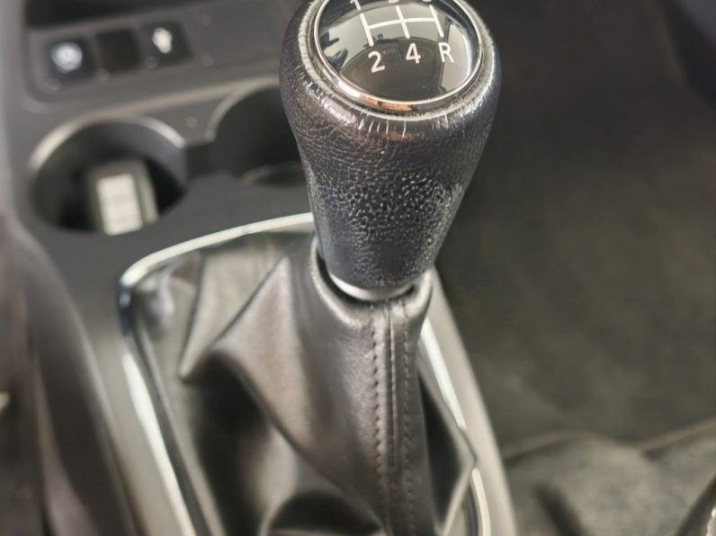 Mitsubishi Space Star 1.2 Connect Edition completo
