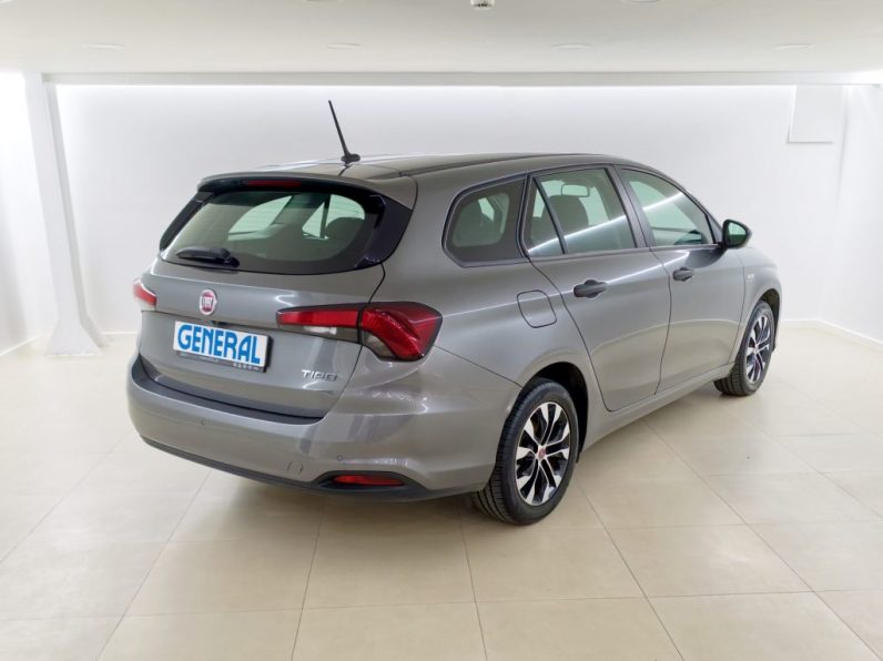 Fiat Tipo Station Wagon 1.0 GSE T3 City Life completo