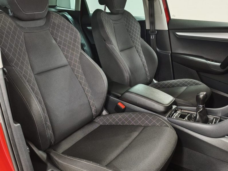 Skoda Karoq 2.0 TDI Ambition completo