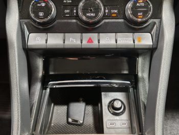 Skoda Karoq 2.0 TDI Ambition completo