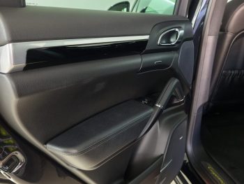 Porsche Cayenne S E-Hybrid Platinum Edition completo
