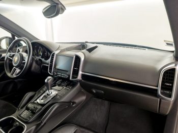 Porsche Cayenne S E-Hybrid Platinum Edition completo