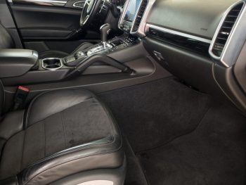 Porsche Cayenne S E-Hybrid Platinum Edition completo