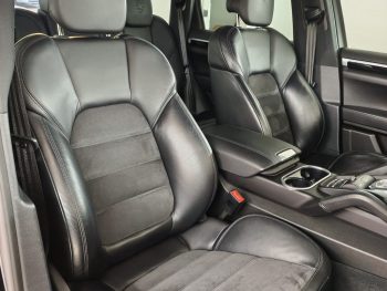 Porsche Cayenne S E-Hybrid Platinum Edition completo