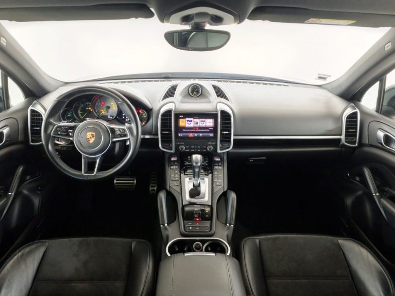 Porsche Cayenne S E-Hybrid Platinum Edition completo