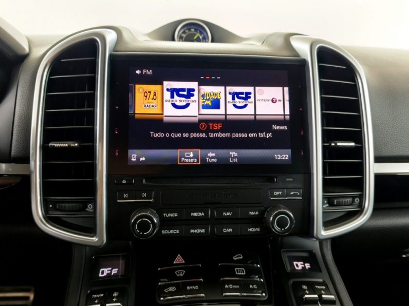 Porsche Cayenne S E-Hybrid Platinum Edition completo