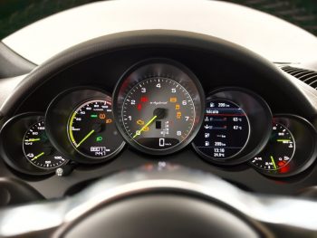 Porsche Cayenne S E-Hybrid Platinum Edition completo