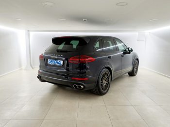 Porsche Cayenne S E-Hybrid Platinum Edition completo