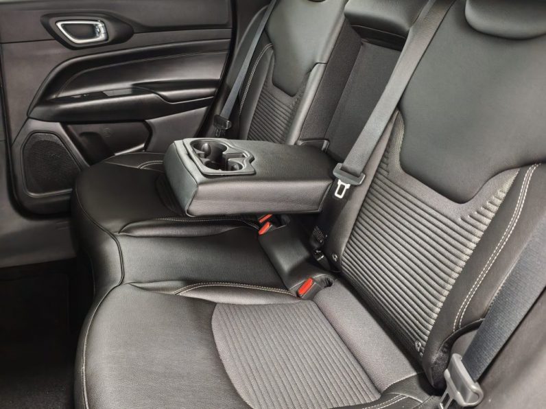 Jeep Compass 1.5 TG e-Hybrid Limited DCT completo