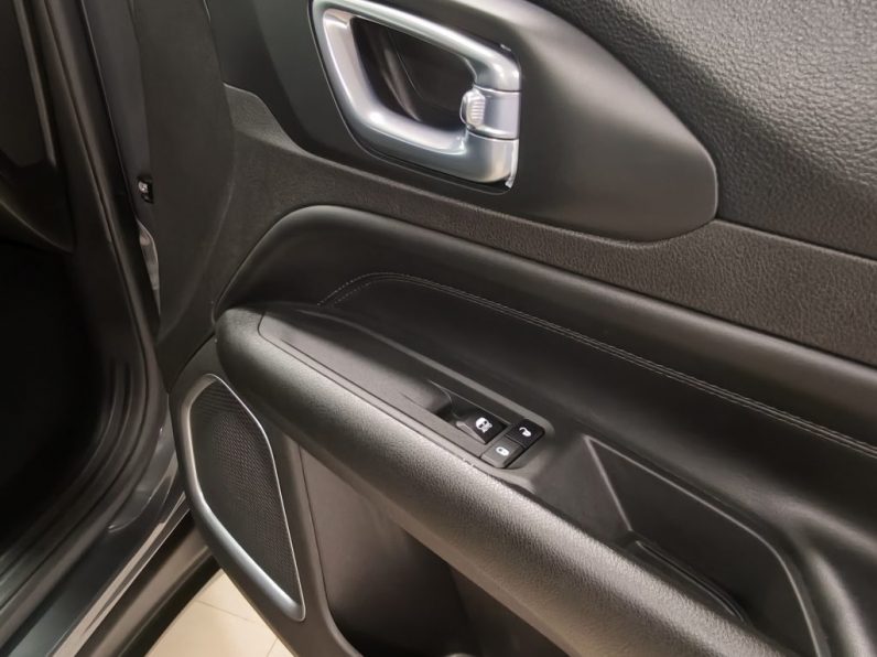 Jeep Compass 1.5 TG e-Hybrid Limited DCT completo